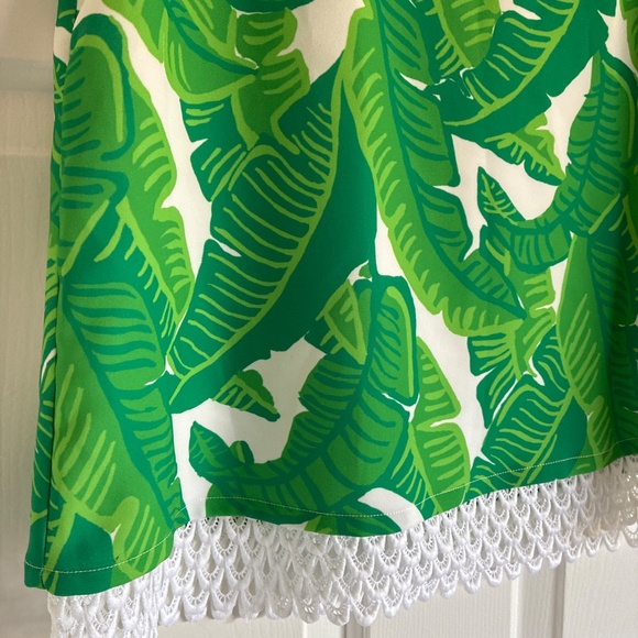 Sail to Sable palm print shell top with tassel trim S - Picture 2 of 8